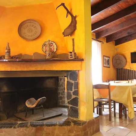 Mendulas Bed and breakfast Villanova Monteleone