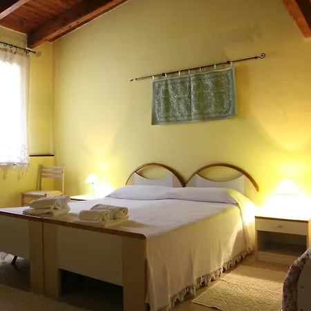 Mendulas Bed & Breakfast