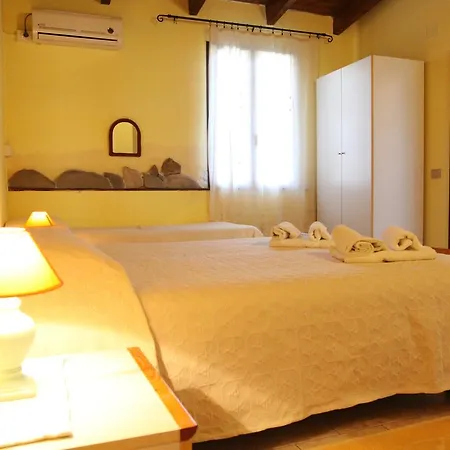 Mendulas * Villanova Monteleone